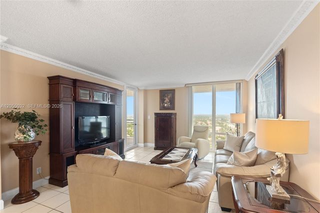 1600 S Ocean Dr 18B, Hollywood, FL 33019