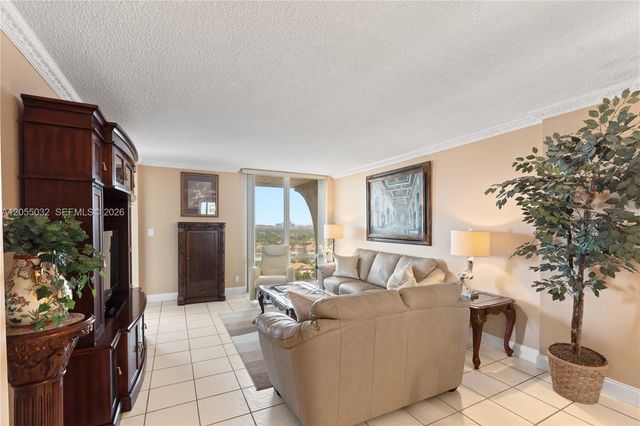 1600 S Ocean Dr 18B, Hollywood, FL 33019