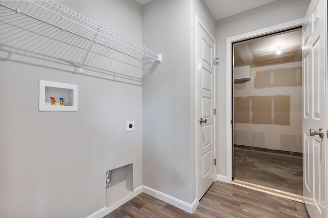 7737 Devonshire Drive, Alexandria, KY 41001