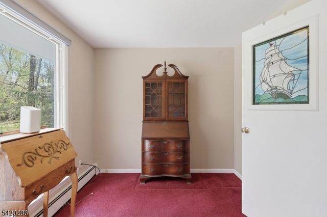 9 Springtown Rd, Readington Twp., NJ 08889