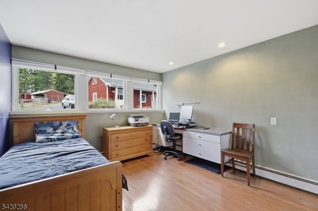 9 Springtown Rd, Readington Twp., NJ 08889