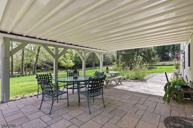 9 Springtown Rd, Readington Twp., NJ 08889