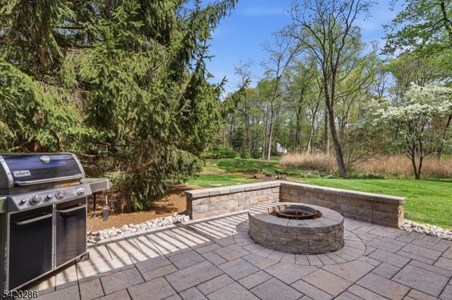 9 Springtown Rd, Readington Twp., NJ 08889