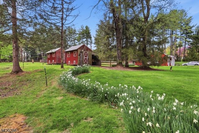 9 Springtown Rd, Readington Twp., NJ 08889