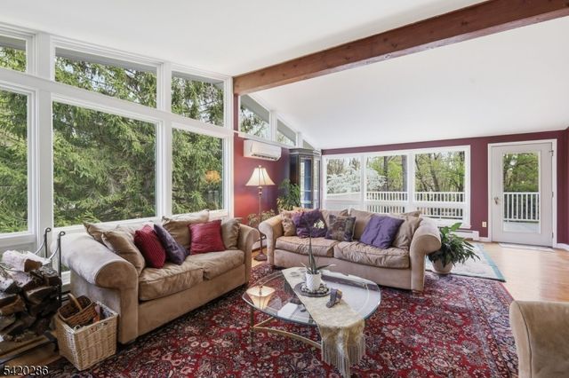 9 Springtown Rd, Readington Twp., NJ 08889