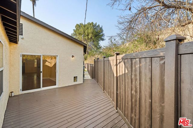 4530 Bakman Avenue, North Hollywood, CA 91602