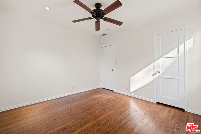 4530 Bakman Avenue, North Hollywood, CA 91602