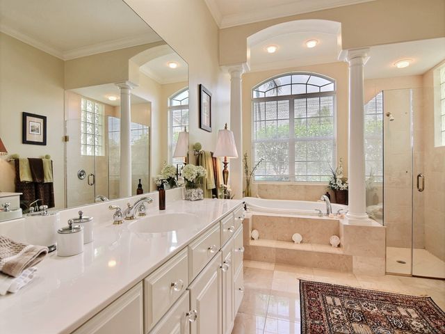 1000 Windermere Way, Vero Beach, FL 32963