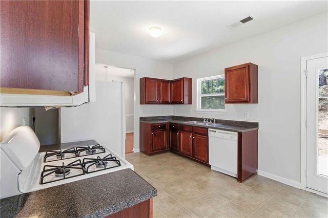 5605 Grande River Road, Atlanta, GA 30349