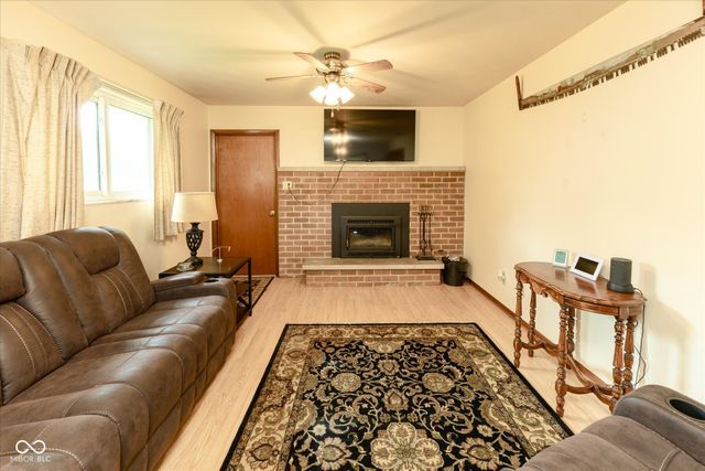 3575 N County Road 950 E, Brownsburg, IN 46112