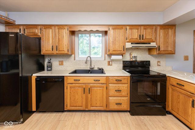 3575 N County Road 950 E, Brownsburg, IN 46112
