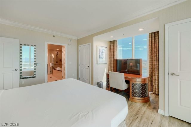 125 East Harmon Avenue 920, Las Vegas, NV 89109