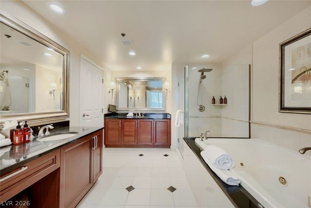 125 East Harmon Avenue 920, Las Vegas, NV 89109