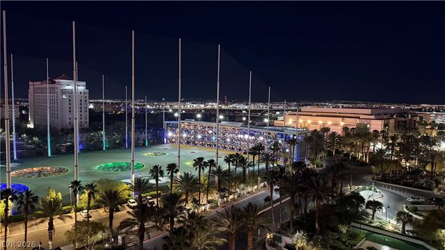 125 East Harmon Avenue 920, Las Vegas, NV 89109