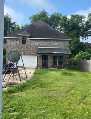 2114 Pine Street, Bossier City, LA 71112