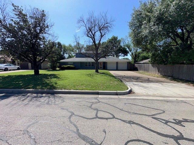 7005 Willis Avenue, Fort Worth, TX 76116