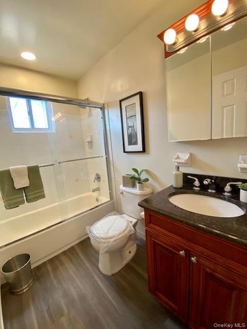 453 Lincoln Boulevard 3-1N, Hauppauge, NY 11788