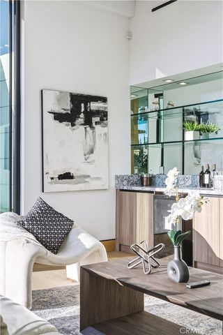 4016 Oakfield Drive, Sherman Oaks, CA 91423