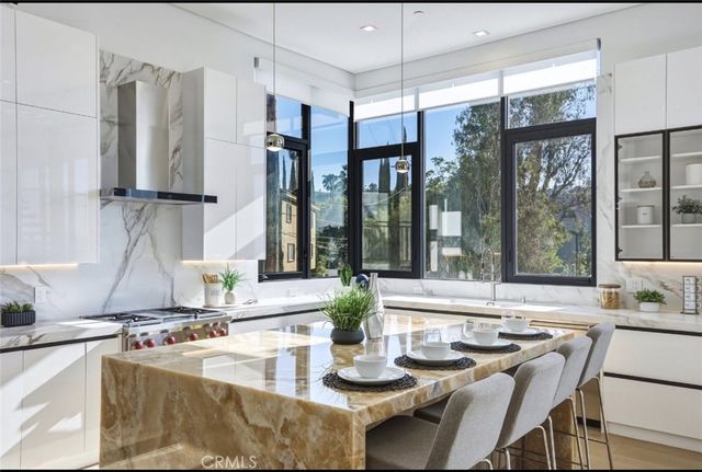 4016 Oakfield Drive, Sherman Oaks, CA 91423