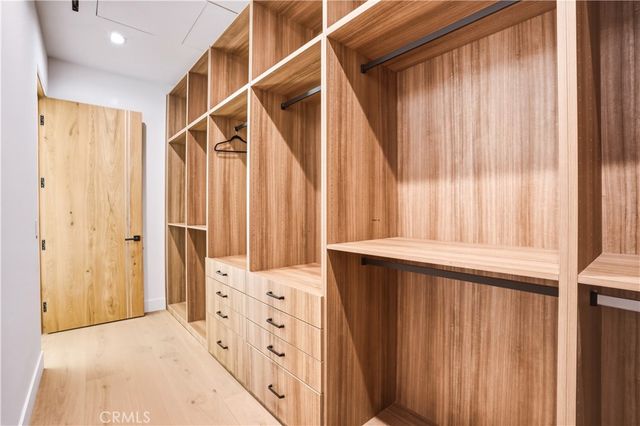 4016 Oakfield Drive, Sherman Oaks, CA 91423