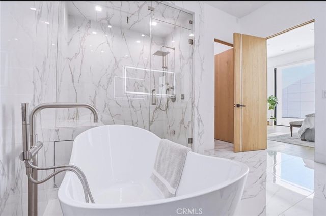 4016 Oakfield Drive, Sherman Oaks, CA 91423