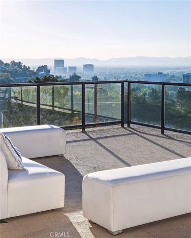 4016 Oakfield Drive, Sherman Oaks, CA 91423