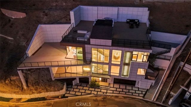 4016 Oakfield Drive, Sherman Oaks, CA 91423