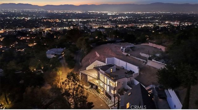 4016 Oakfield Drive, Sherman Oaks, CA 91423