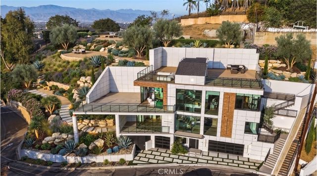 4016 Oakfield Drive, Sherman Oaks, CA 91423