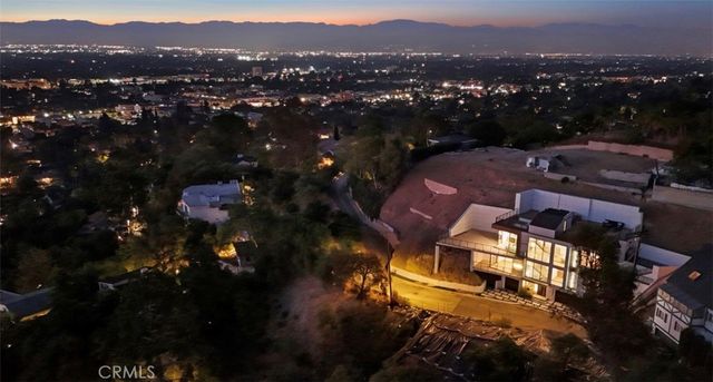 4016 Oakfield Drive, Sherman Oaks, CA 91423