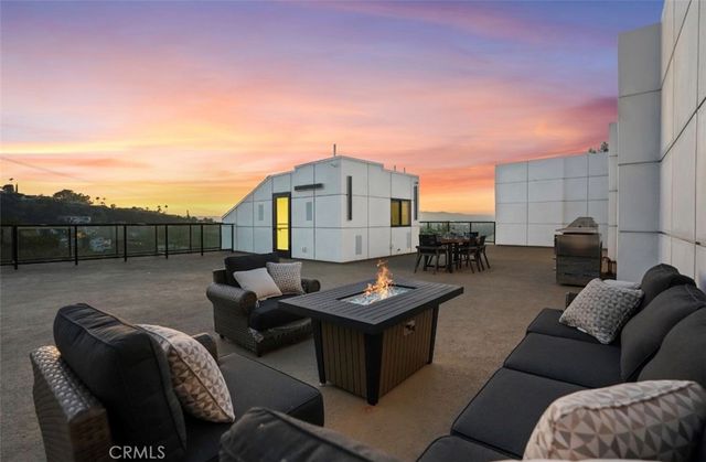 4016 Oakfield Drive, Sherman Oaks, CA 91423
