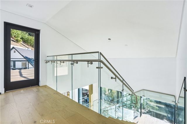 4016 Oakfield Drive, Sherman Oaks, CA 91423