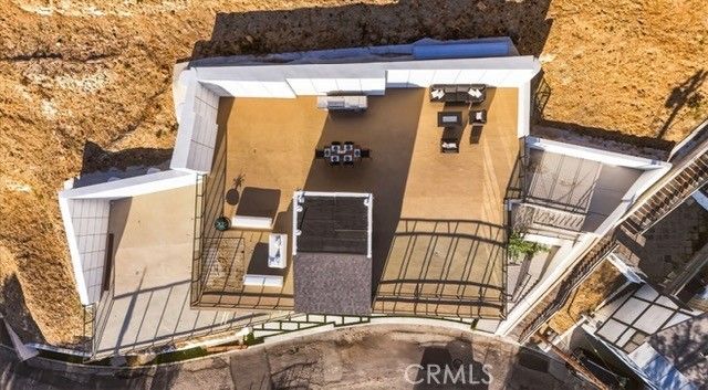 4016 Oakfield Drive, Sherman Oaks, CA 91423