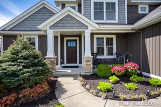 2480 Cedar West Drive, Jenison, MI 49428