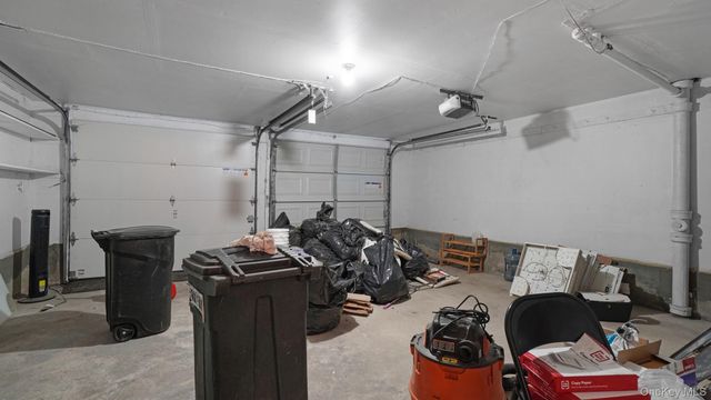 22 Marshall Lane, Westbury, NY 11590