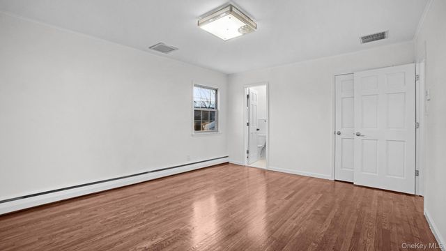 22 Marshall Lane, Westbury, NY 11590