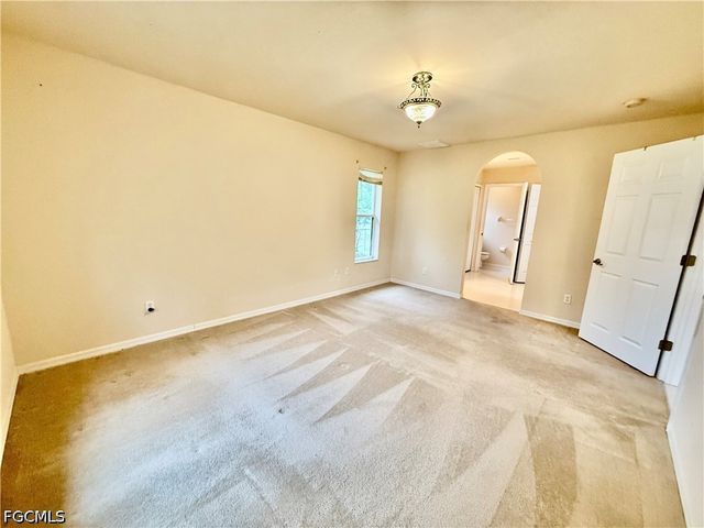 2800 41st ST SW, Lehigh Acres, FL 33976