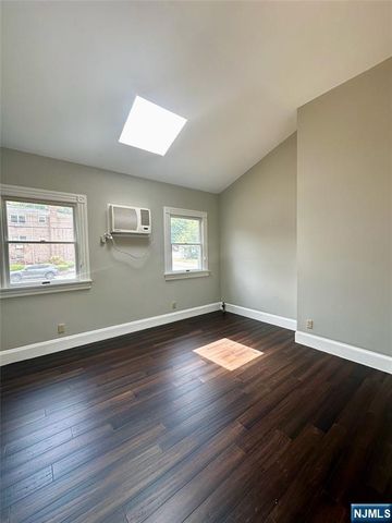 106 Clarendon Place, Hackensack, NJ 07601