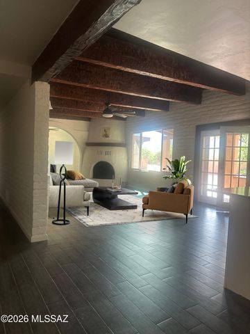 16290 N Chapulin Way N, Tucson, AZ 85739