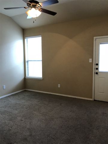 2305 Wood River Parkway, Mansfield, TX 76063