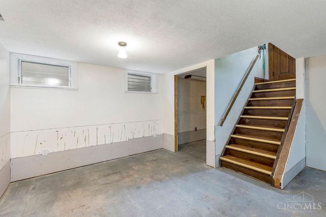 1220 Third Street, Reading, OH 45215