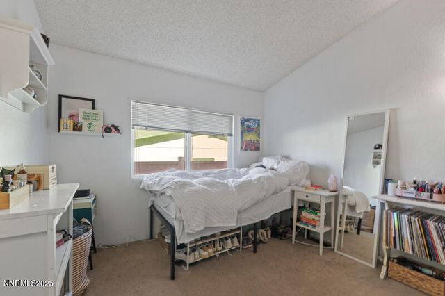 50 Cour De La Celedon Court, Sparks, NV 89434