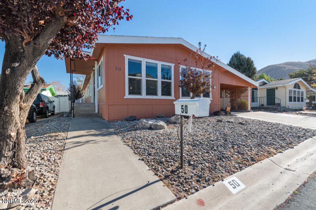 50 Cour De La Celedon Court, Sparks, NV 89434