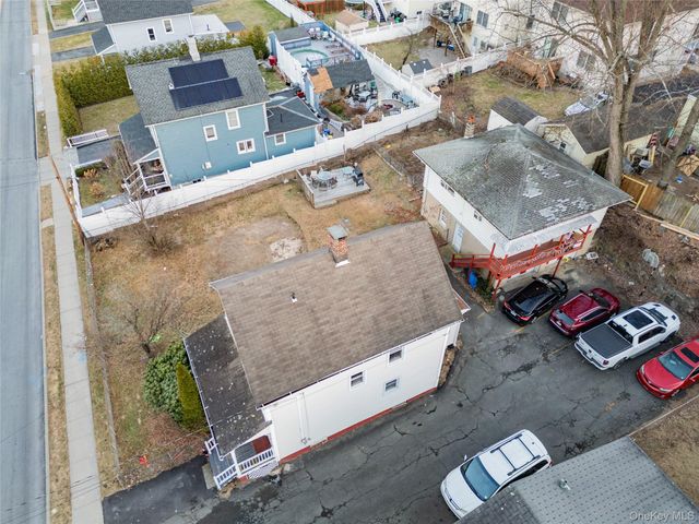 165 Gurnee Avenue, Haverstraw, NY 10927