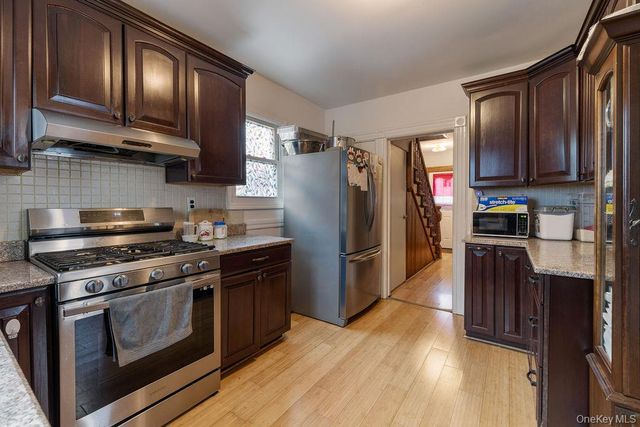 165 Gurnee Avenue, Haverstraw, NY 10927