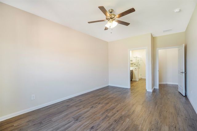 619 Excelsior Drive, Waxahachie, TX 75165