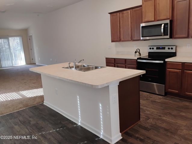 5846 CALVARY Drive, Jacksonville, FL 32244