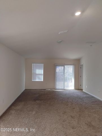 5846 CALVARY Drive, Jacksonville, FL 32244