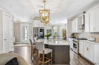 2033 Blackstone Dr, Hendersonville, TN 37075