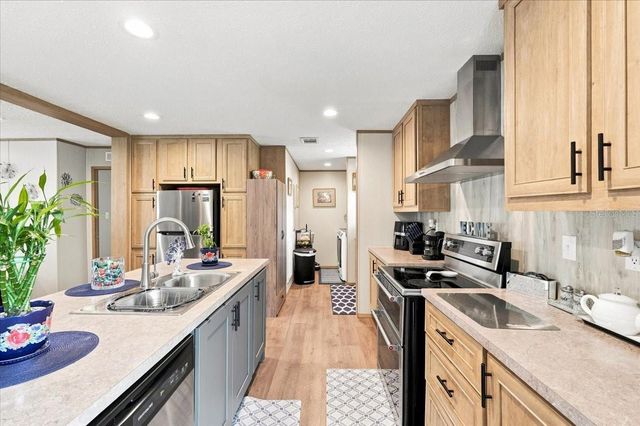 2531 DAWN HEIGHTS DRIVE, Lakeland, FL 33801